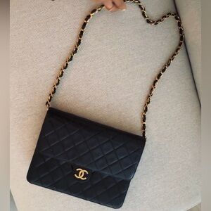 CHANEL Black Flap Lambskin with gold hardware and chain AMAZING condition